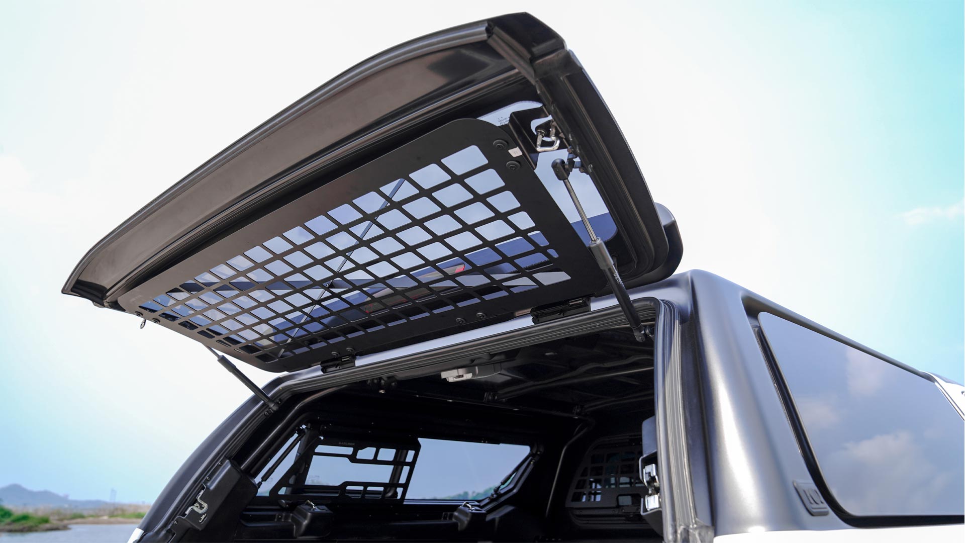 Maxliner Venture Canopy